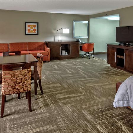 Hampton Inn Corinth Екстериор снимка