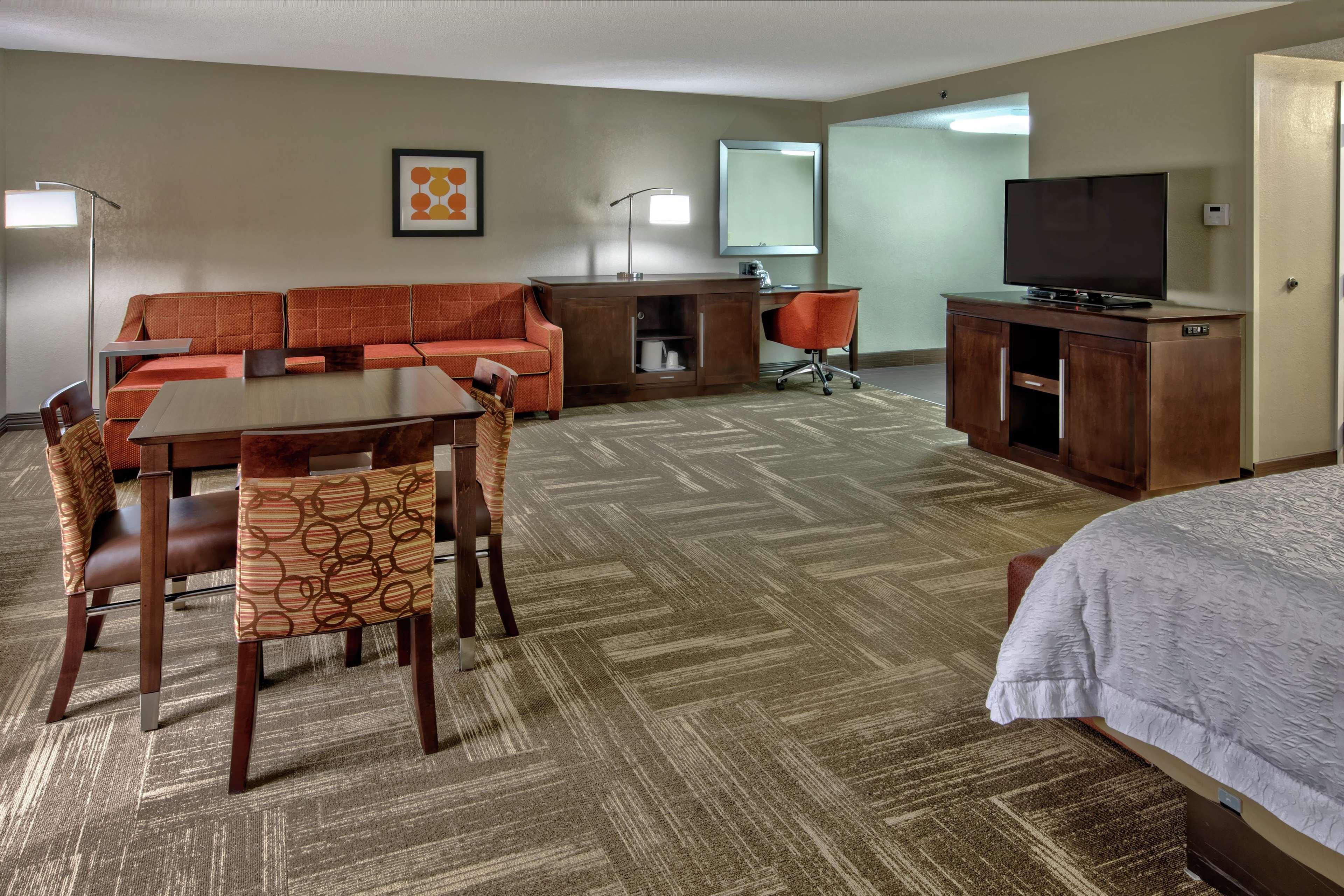 Hampton Inn Corinth Екстериор снимка