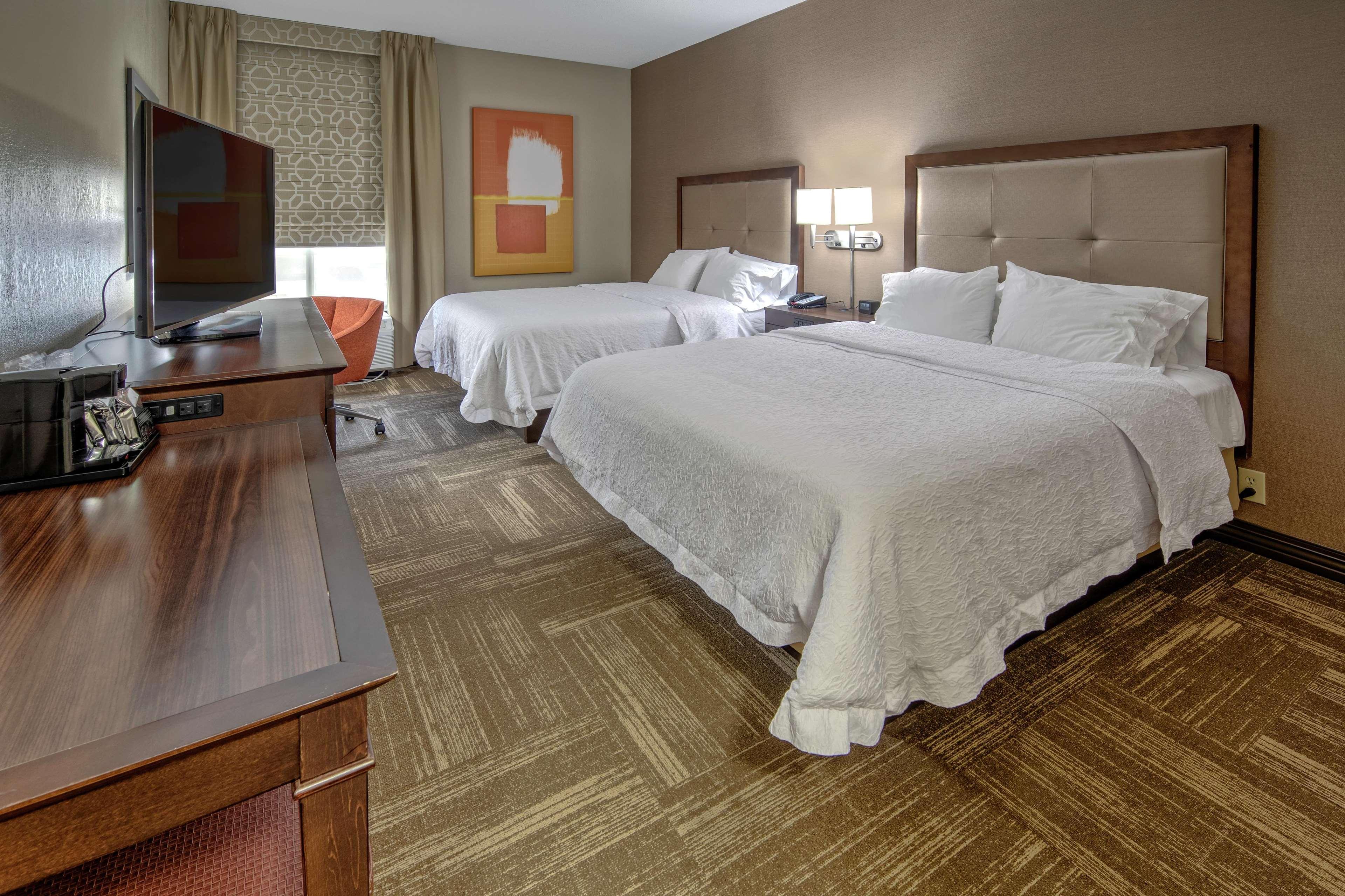 Hampton Inn Corinth Екстериор снимка