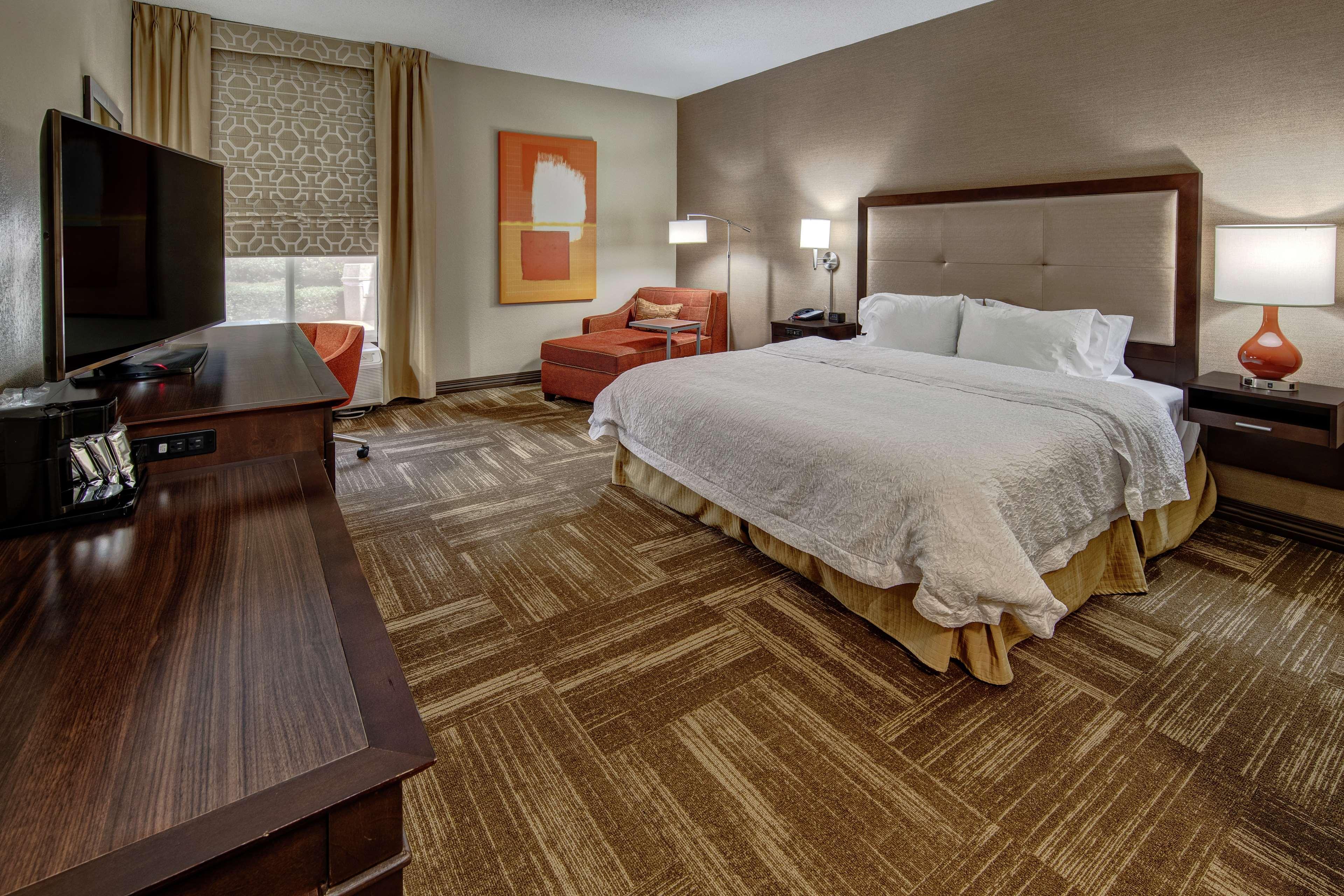 Hampton Inn Corinth Екстериор снимка