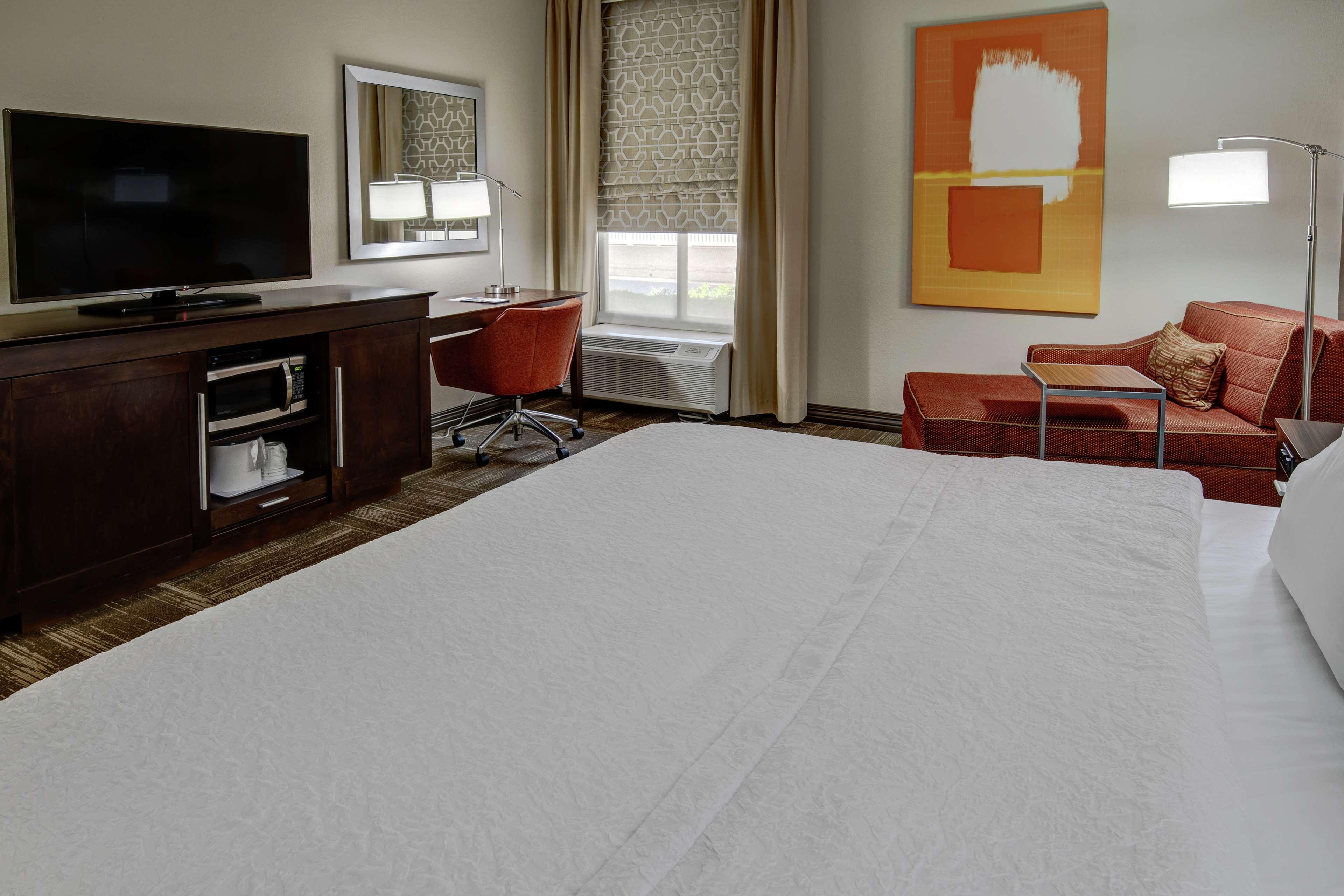 Hampton Inn Corinth Екстериор снимка