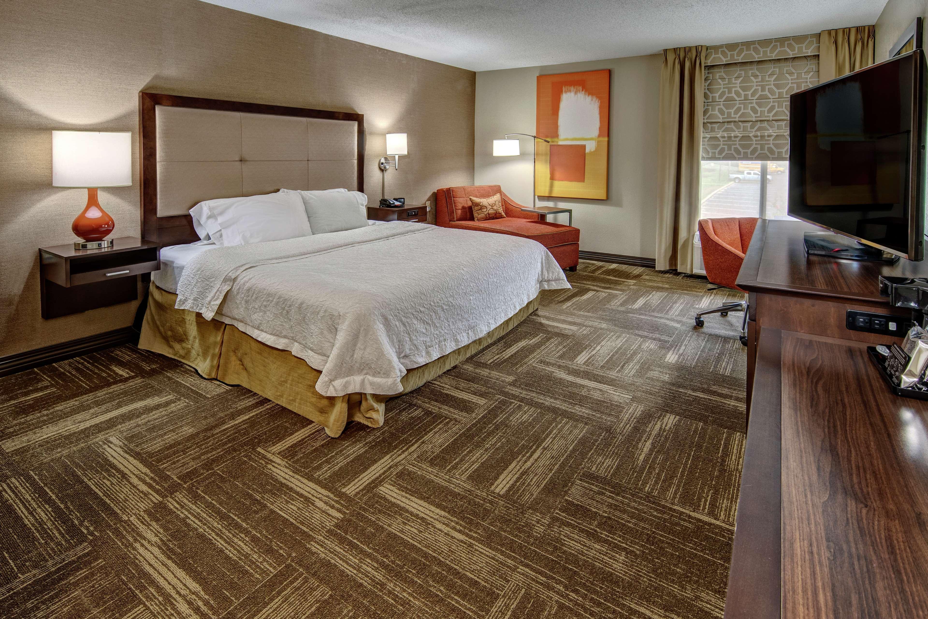Hampton Inn Corinth Екстериор снимка