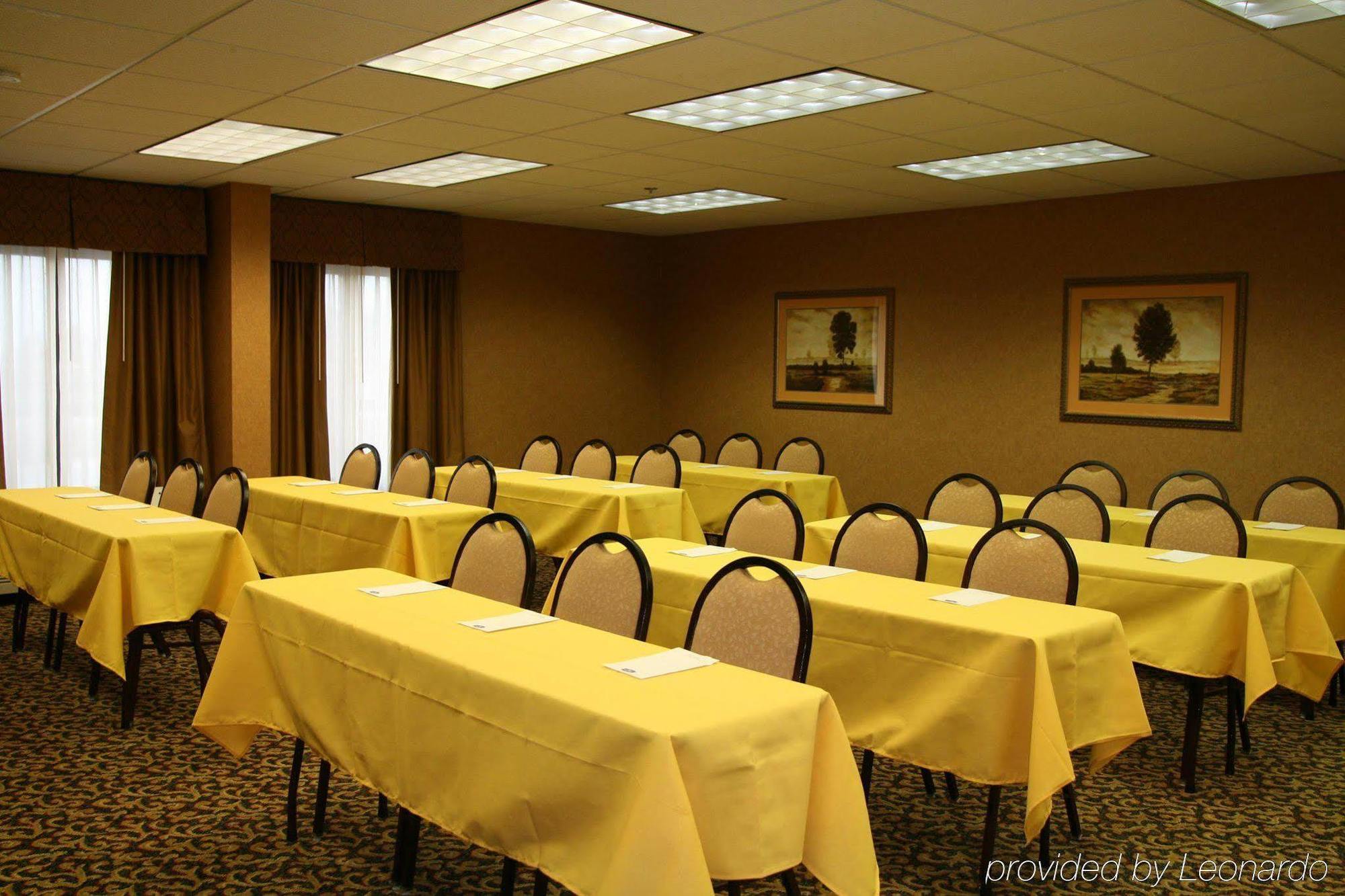 Hampton Inn Corinth Съоръжения снимка